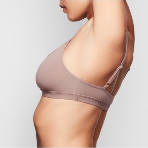 Skims Fits Everybody Triangle Bralette in Umber - Picture 2 of 4